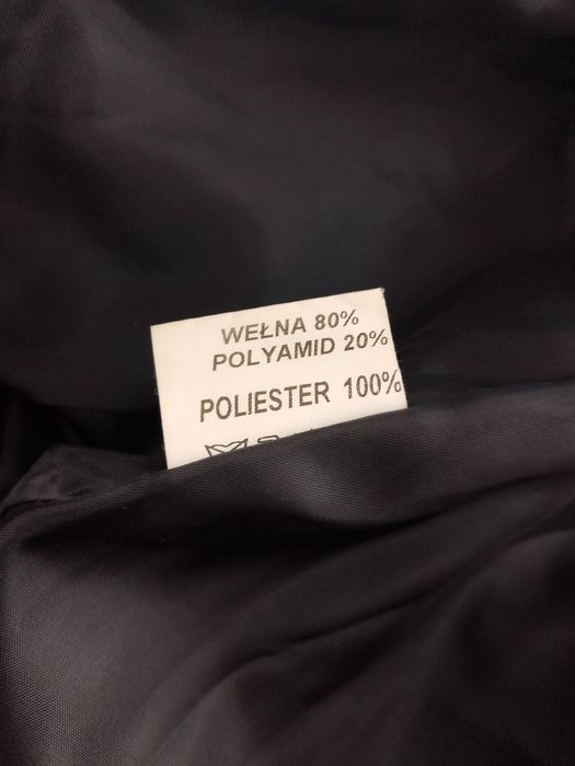 Wełniany płaszcz damski roz L/XL