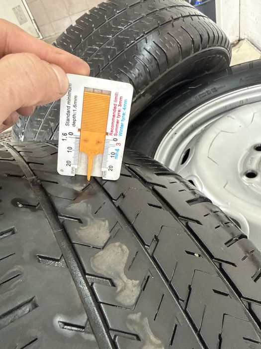 Felgi stalowe Opel Vivaro trafic primastar 5x114,3 16 cali z oponami 215/65-16c michelin