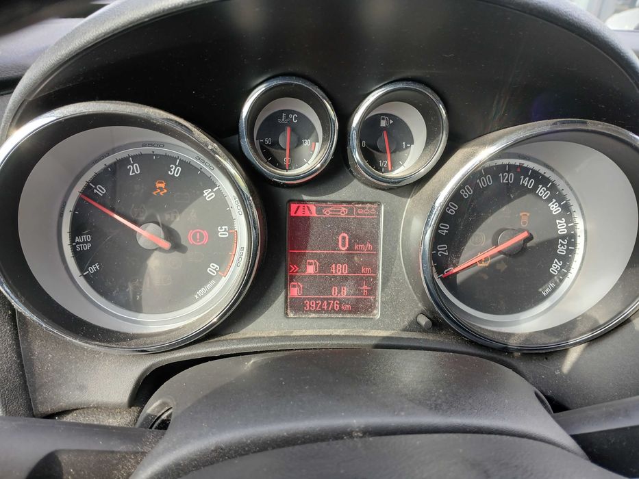 Opel Astra 1,6 diesel, 2015 rok