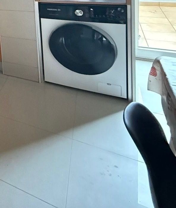 Máquina de lavar roupa nova