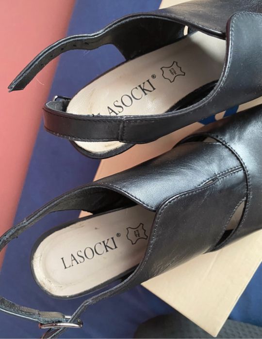 Buty na obcasie lasocki, czarne
