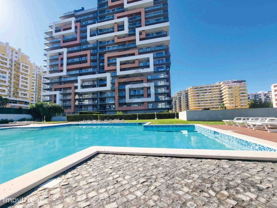 Apartamento T1 com Piscina e Vista Mar para venda na Praia da Rocha