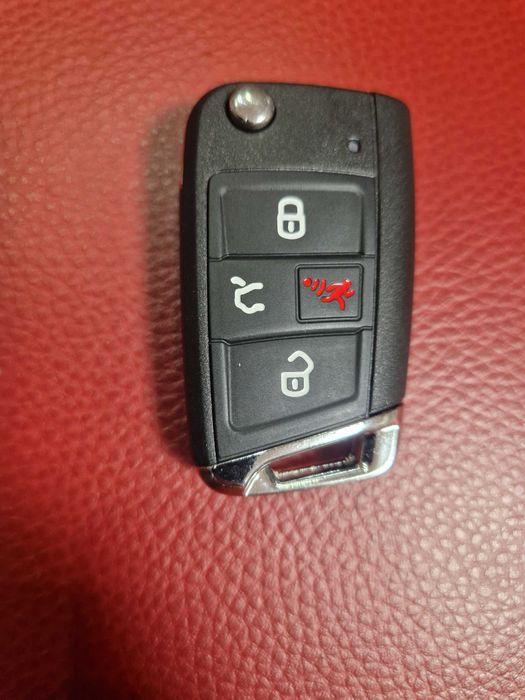 Смарт ключ для VW GOLF и других моделей.Америка.Новый