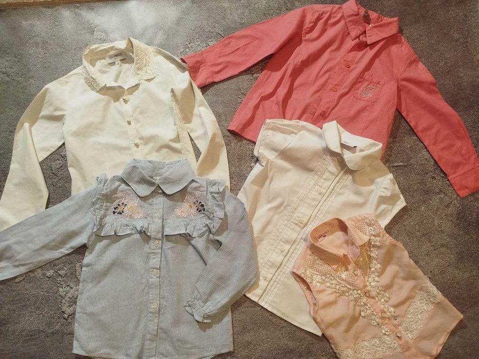 Блузи дівчинці тонкі
