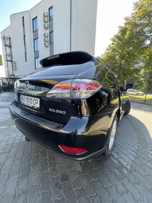Lexus RX 350 власник