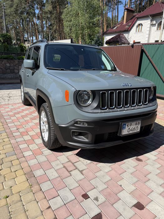 Jeep renegade 2018 року