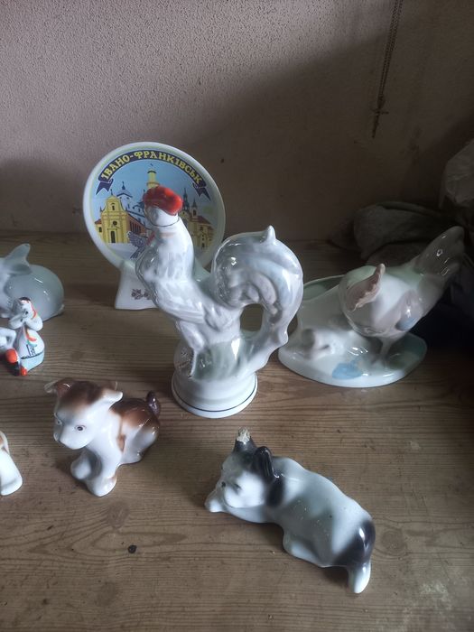 продам сервиз  Рыбки и др.