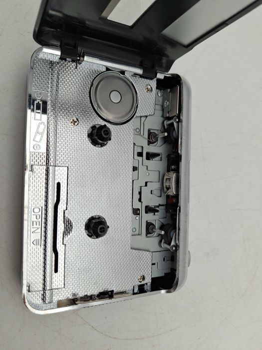 Przenośny odtwarzac konwerter kaset magnetofonowych do  MP3 USB JAK NOWY!