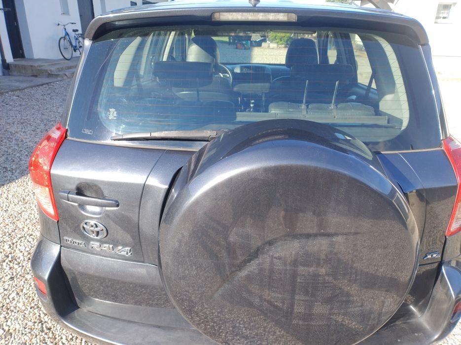 Piękna Toyota RAV4