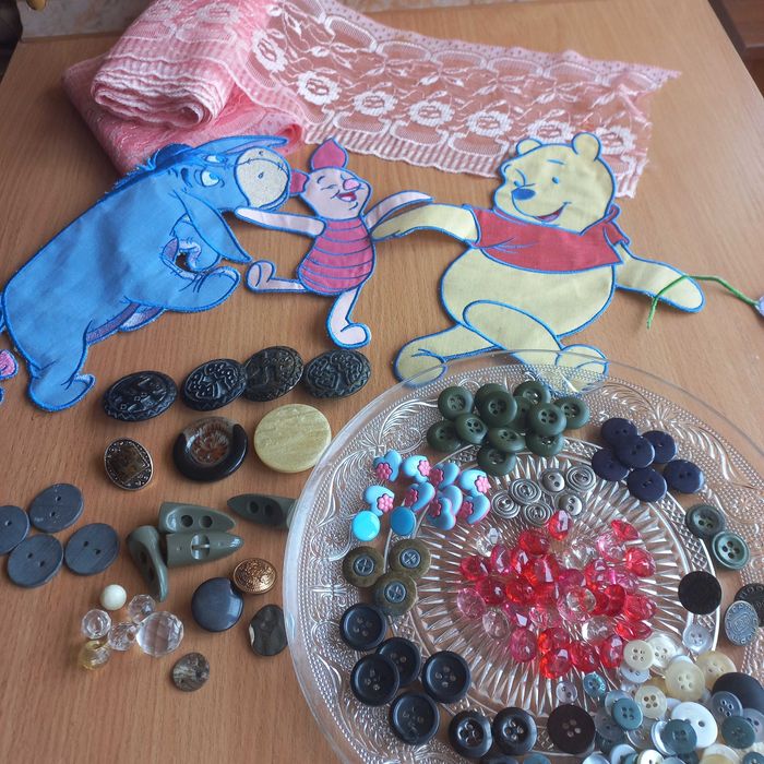 Продам мереживо СРСР, нашивки (наліпки) Дісней. Гудзики на різний смак