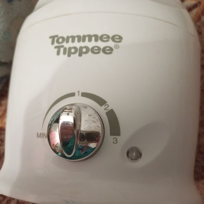 Підігрівач для пляшечок дитячого харчування  tommee  tippee