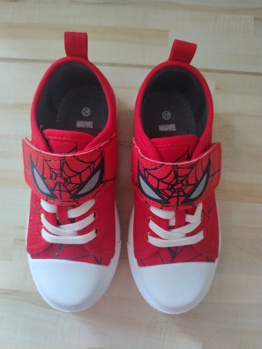 Nowe trampki chłopięce Smyk Cool Club Spider-Man