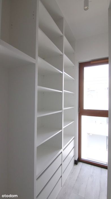 Nowe: 3 pokoje + balkon+piwnica + 2 miejsca garażowe; Winda!