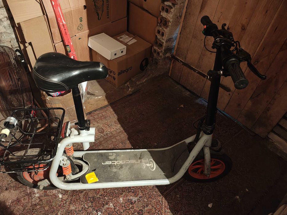 Hulajnoga elektryczna fun scooter f12 na części SILNIK