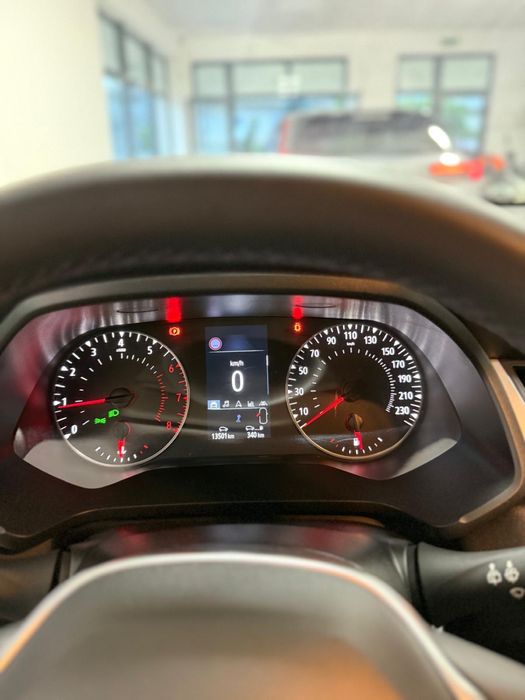 Renault Captur 4/2024, 14500 klms, gasolina, manual, iva dedutivel