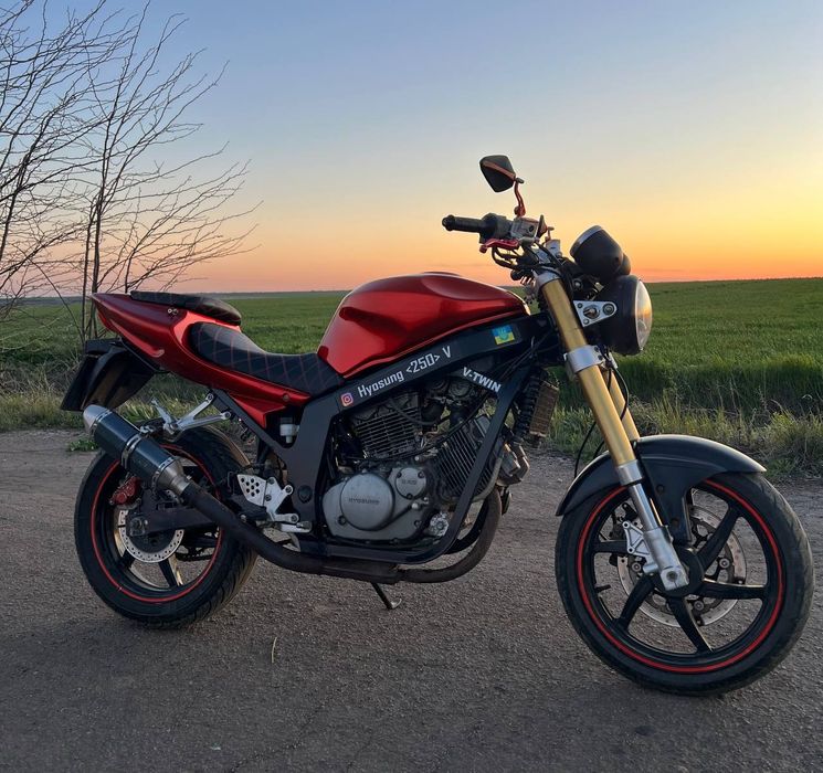 Hyosung  GT  250