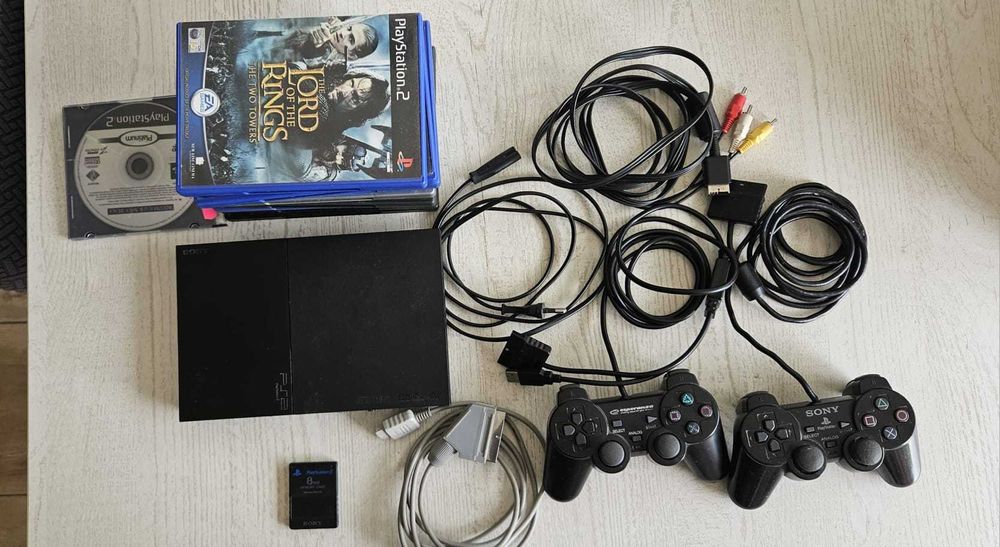 Konsola Playstation 2 + 10 gier