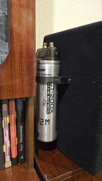 Сабвуфер для автомобіля JBL