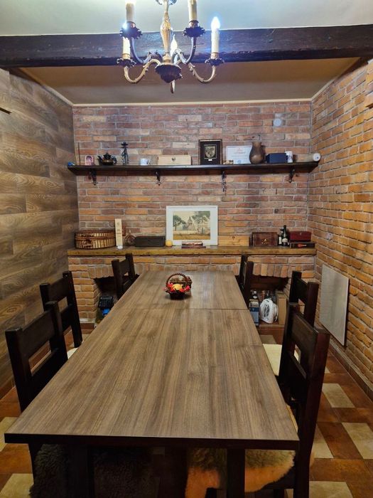 Приміщення по вул. Монастирська ( готовий бізнес)