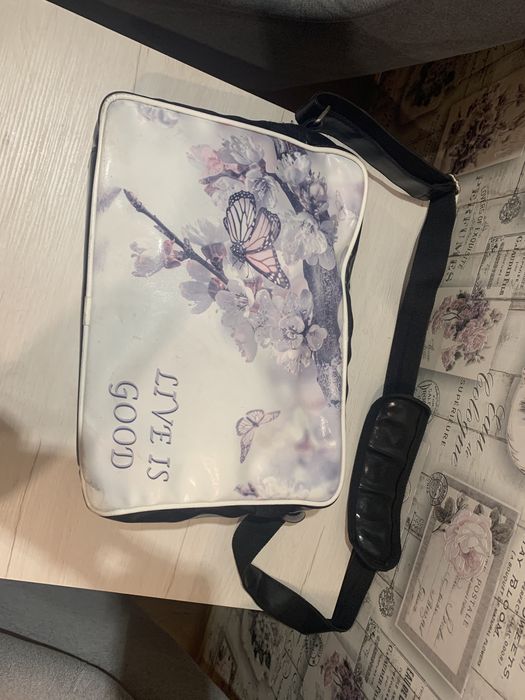 Torebka na ramie z nadrukiem