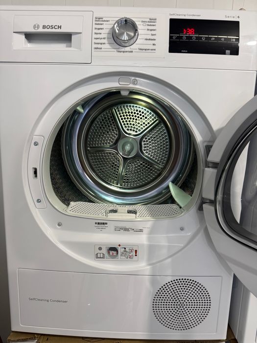 Сушильна машина Bosch Siemens  Німеччина (тепловий насос).