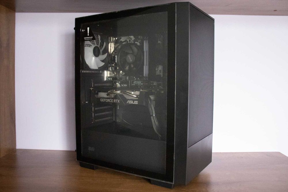 Komputer Gamingowy Ryzen 7 2700x RTX 2060 16GB RAM 500 SSD **DOWÓZ**