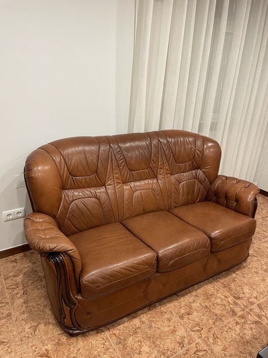Conjunto de Sofas de Couro