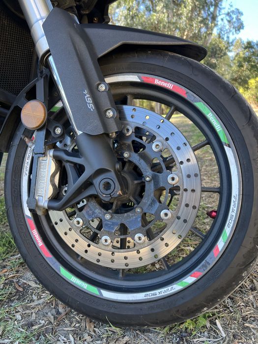 Benelli TRK 502 Akrapovic