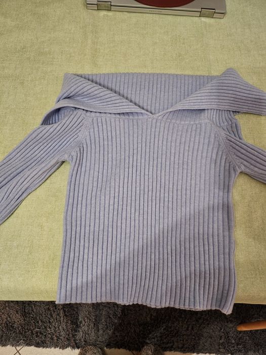 Crop manga comprida Bershka