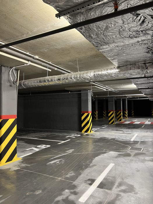 Паркомісця  продаж