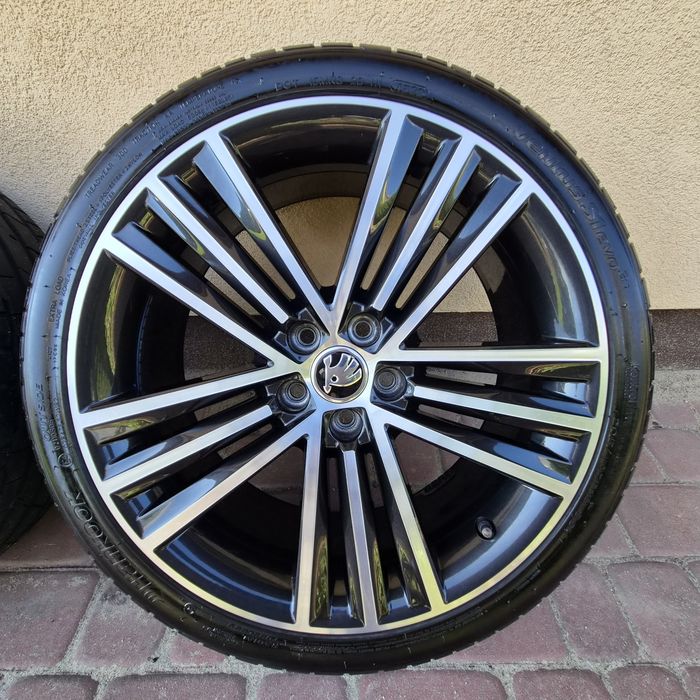 Felgi oe skoda scala ,kamiq,fabia ,tcros,taigo,arona z oponami 5x100