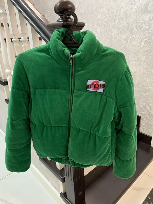 Коротка яскрава зимова плюшева куртка Forever21 стан новоі S-М