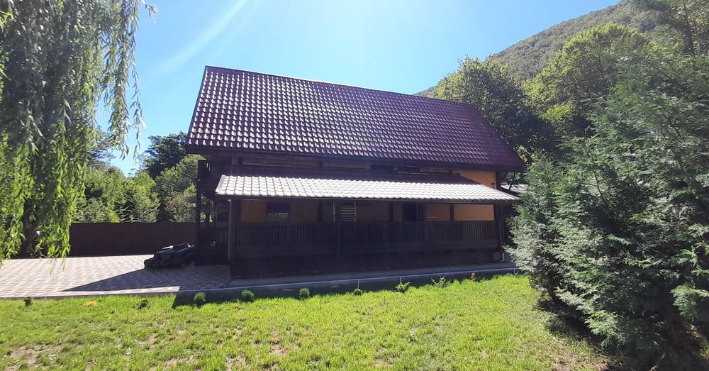 Котедж в заповідній зоні Карпати