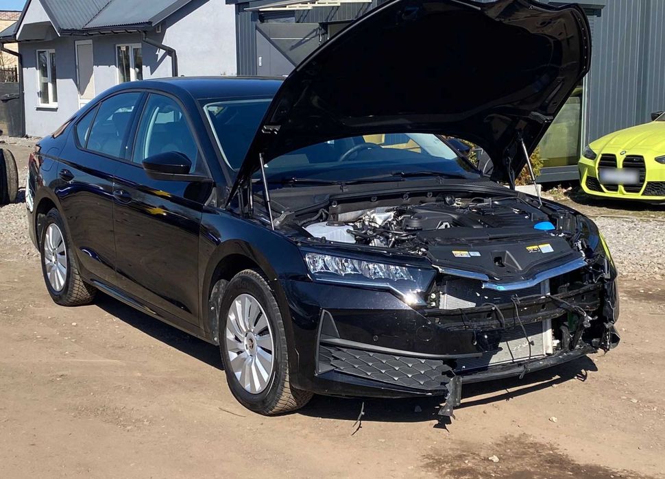Skoda Octavia A8 Бампер зад перед Розборка