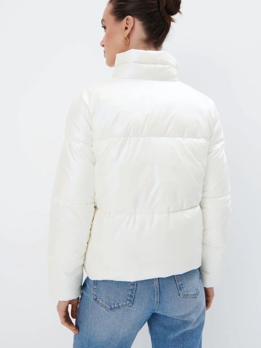 Гарний Пуховик , Куртка , нова L