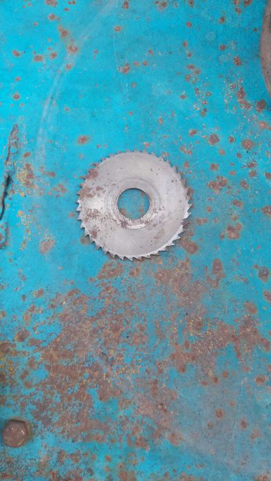 Продам диск до циркулярки 8см.