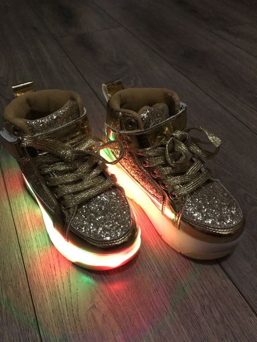 Дитячі кросівки на роликах 30 розмір