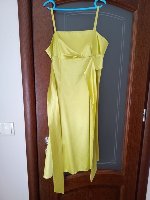Elegancka sukienka dla kobiety
