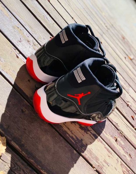 NikeAir Jordan11RetroPlayoffsBred R.44