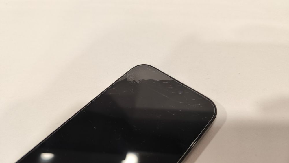 IPhone 14 PRO czarny 128 GB sprawny .