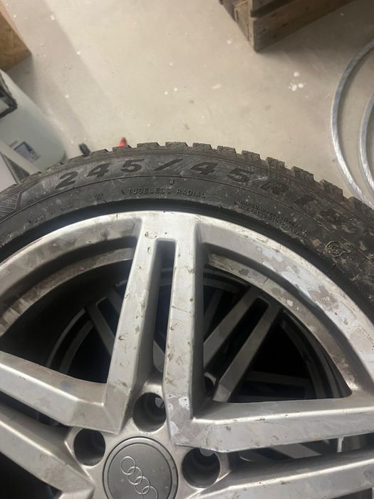 Sprzedam kola do Audi 18/45/245
