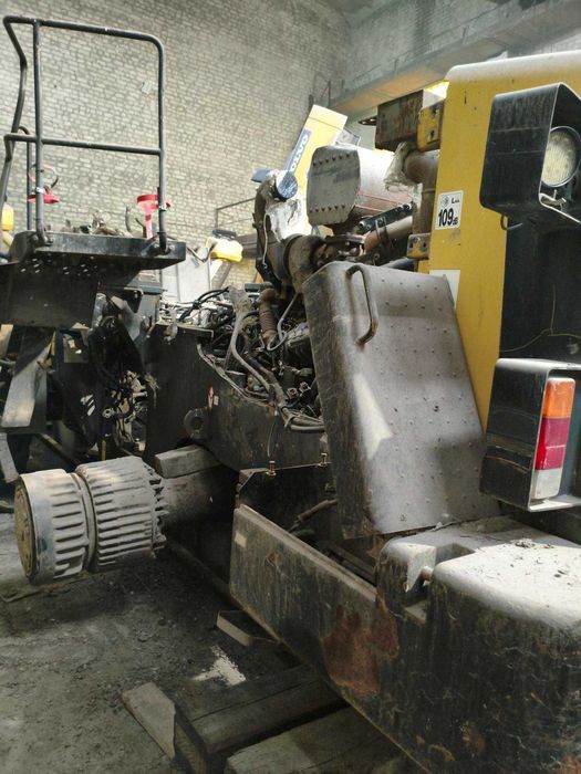 Фронтальний навантажувач Komatsu WA500-6 2008  р.в.  Під відновлення.
