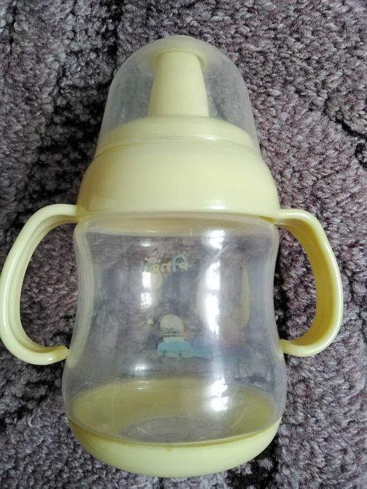 Bidon-butelka dla dziecka