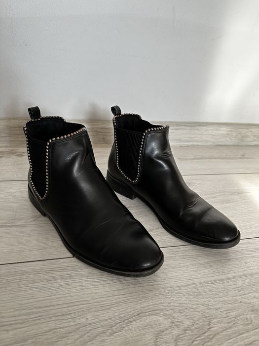 Czarne botki Stradivarius (rozmiar 38)