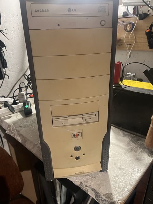 Komputrer stacjonarny