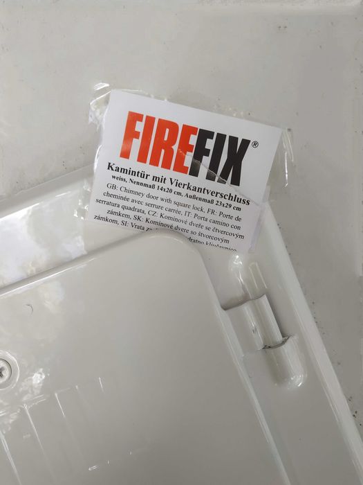 Drzwiczki rewizyjne kominkowe wyczysyka białe ocynkowane kominowe