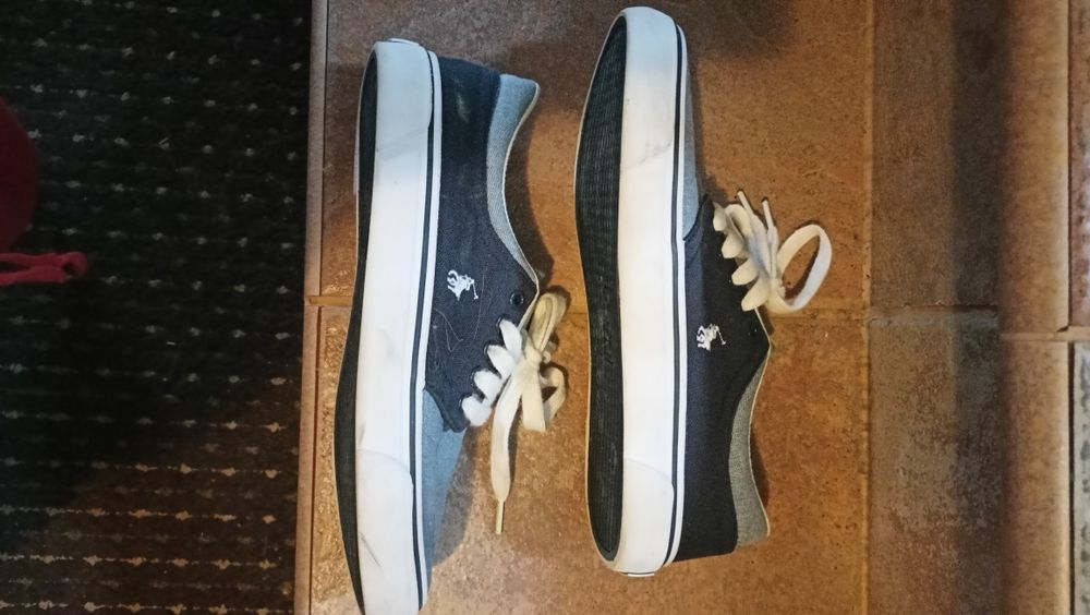 Sprzedam buty chłopięce rozm. 37