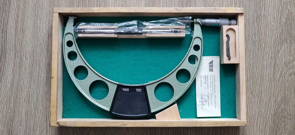 Mikromierz , mikrometr zewnętrzny FWP 200-225 MMZb