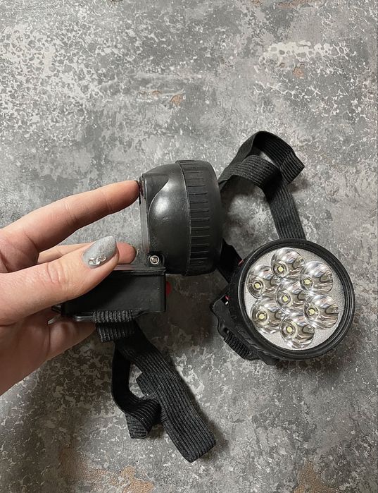Ліхтарик налобний на 7 світлодіодів