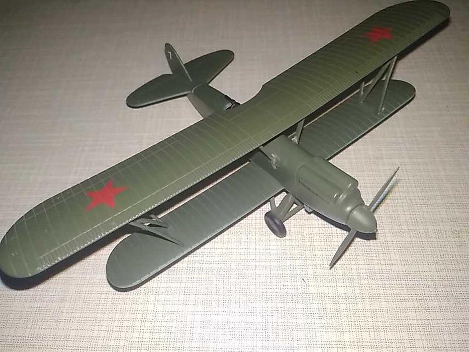 Р-5 - модель самолета и журнал (DeAgostini)